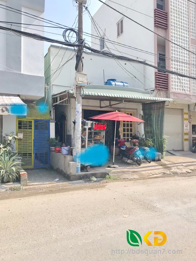 Bán gấp trong tuần nhà cấp 4 mặt tiền đường Nguyễn Văn Quỳ Quận 7